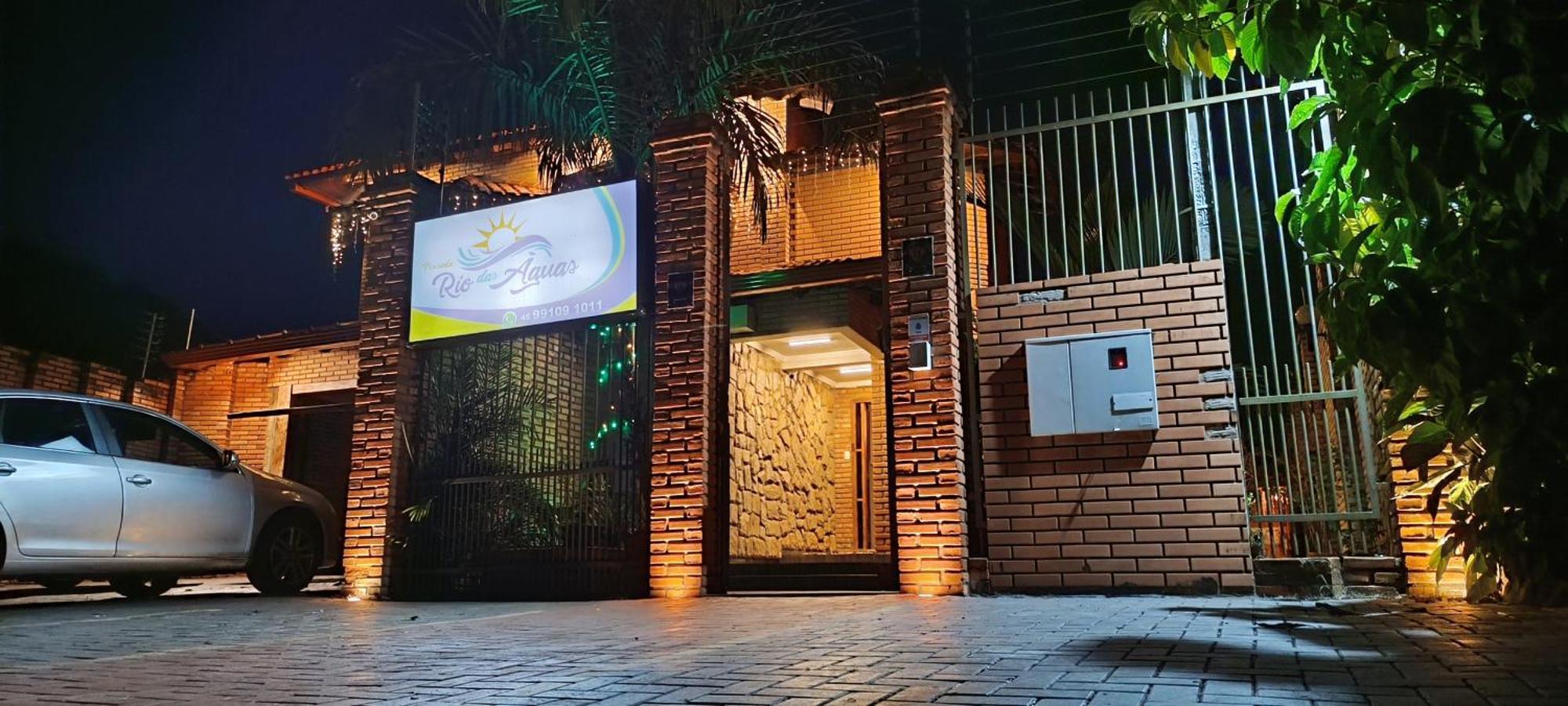 פוז דו איגואסו Pousada Rio Das Aguas מראה חיצוני תמונה